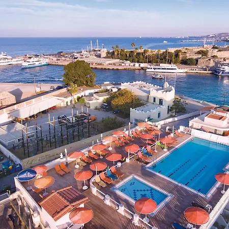 Gaia Palace Hotel 5*