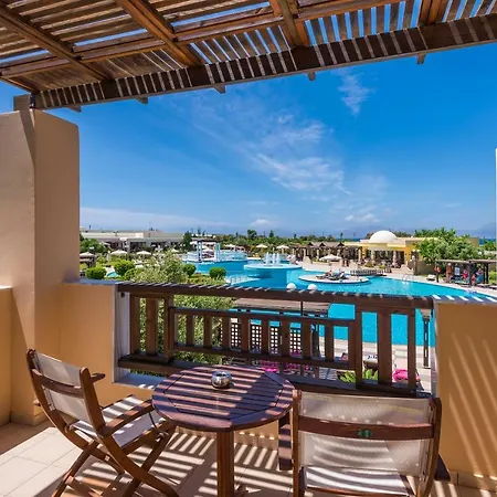 Gaia Palace فندق 5*