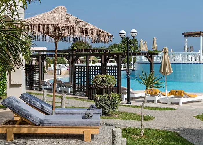 Gaia Palace فندق