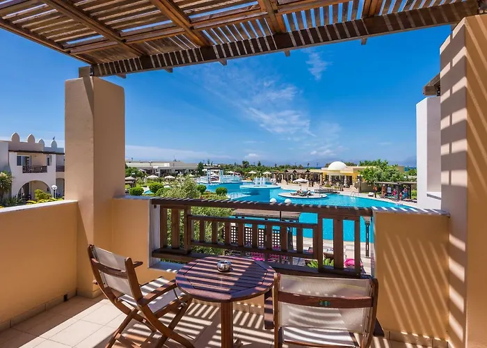 Gaia Palace Hotell 5*
